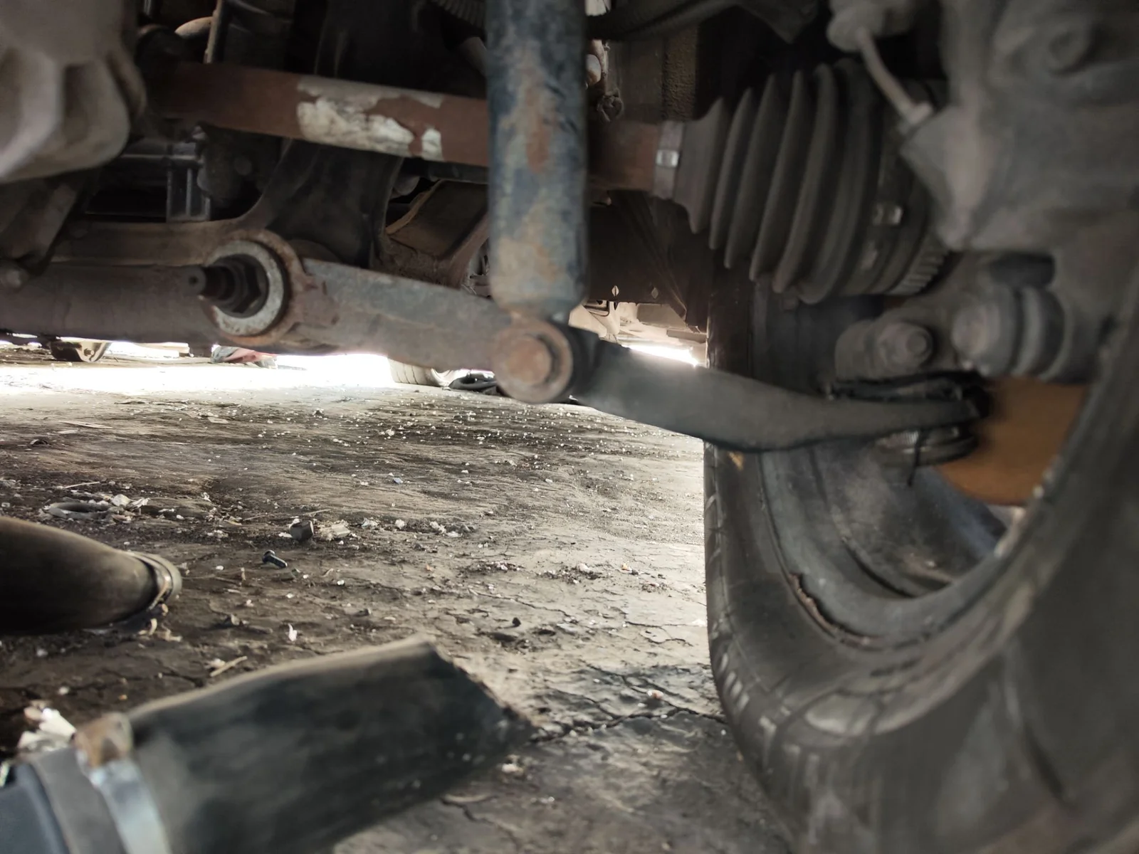 Foto de BRAZO SUSPENSION DELANTERO IZQUIERDO NISSAN INTERSTAR (X70) 2.5 dCi Diesel CAT (114 CV / 84 KW) referencia 5450000Q1C
