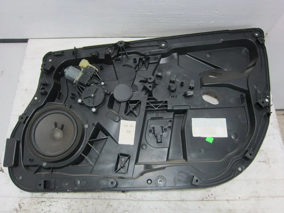 Foto de ELEVALUNAS DELANTERO DERECHO FORD FIESTA (CNN) 1.0 EcoBoost CAT (101 CV / 74 KW) referencia 8A61A23200