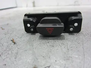 Foto de WARNING FORD FIESTA (CBK) 1.3 CAT (69 CV / 51 KW) referencia 6S6115C581A