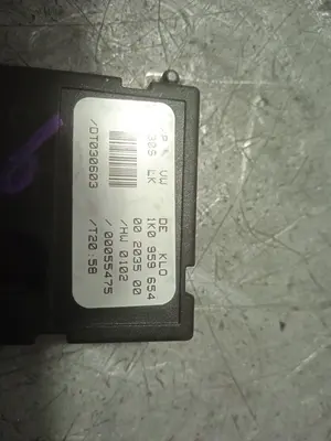 Foto de SENSOR ANGULO DE GIRO AUDI A3 (8P1) 2.0 16V FSI (150 CV / 110 KW) referencia 1K0959654 foto 2