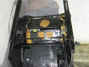 Foto de ASIENTO DELANTERO IZQUIERDO VOLKSWAGEN TOURAN (1T2) 1.9 TDI (105 CV / 77 KW) referencia 1K4881105ME foto 10