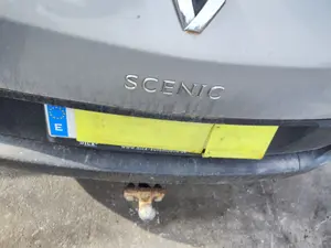 Foto de PANEL TRASERO RENAULT SCENIC II (JM) 1.9 dCi Diesel (120 CV / 88 KW)