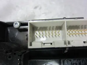 Foto de MANDO CALEFACCION / AIRE ACONDICIONADO VOLKSWAGEN GOLF IV BERLINA (1J1)(10.1997) referencia 3B1907044C foto 5