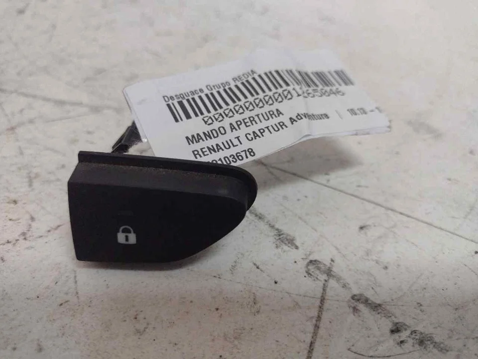 Foto de NO IDENTIFICADO RENAULT CAPTUR I 1.5 dCi Diesel FAP Energy (90 CV / 66 KW) referencia 252103678