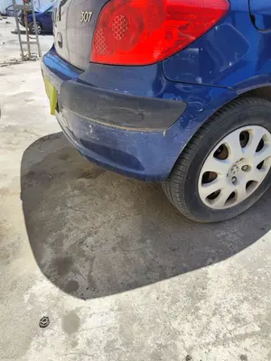 Foto de PARAGOLPES TRASERO PEUGEOT 307 BERLINA (S2) 1.4 16V CAT (KFU / ET3J4) (88 CV / 65 KW) foto 3