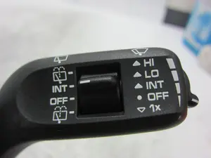 Foto de MANDO MULTIFUNCION PORSCHE MACAN (95BA) referencia 95B953502AL foto 2