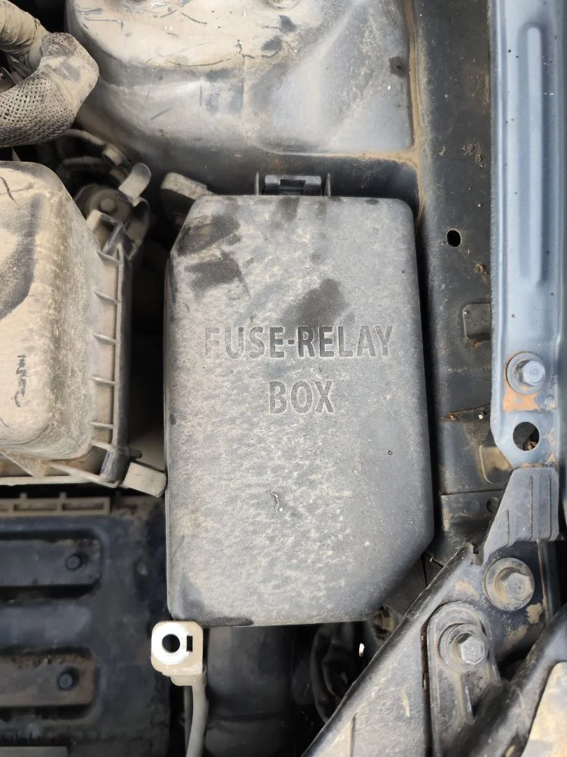 Foto de CAJA RELES / FUSIBLES KIA RIO (JB) 1.5 CRDi (110 CV / 81 KW)