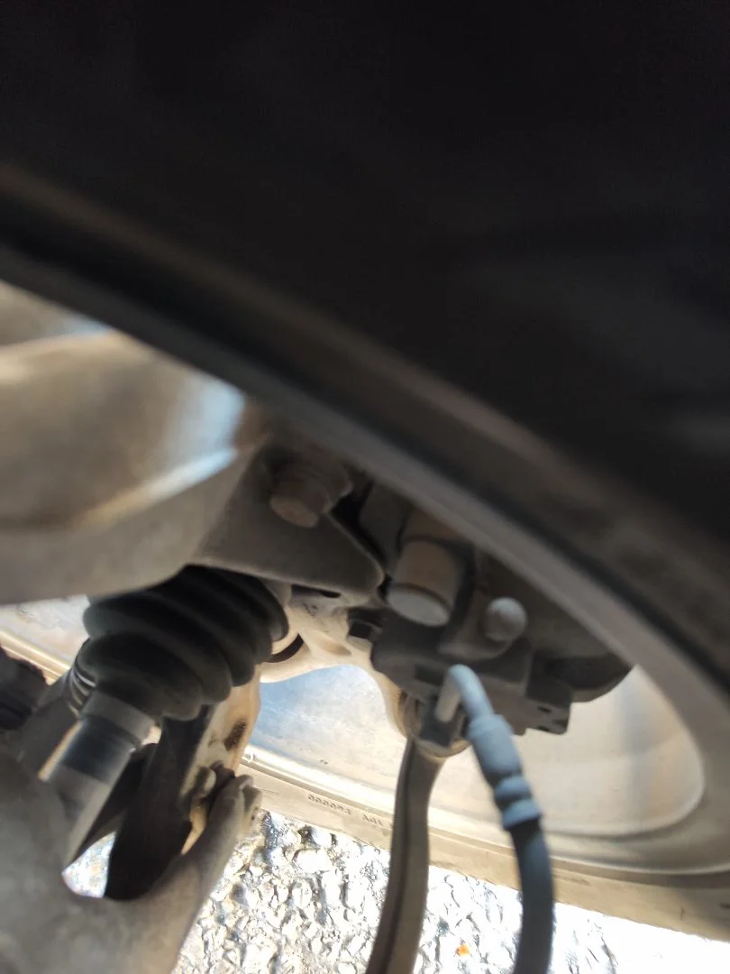 Foto de PINZA DE FRENO DELANTERA DERECHA JAGUAR F-PACE 3.0 V6 Diesel CAT (301 CV / 221 KW) referencia T4N9757