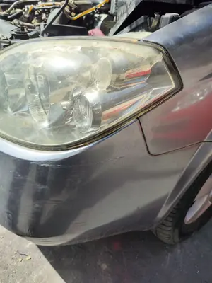 Foto de FARO IZQUIERDO NISSAN PRIMERA BERLINA (P12) 1.9 16V Turbodiesel CAT (120 CV / 88 KW) referencia 26060AU80B foto 2