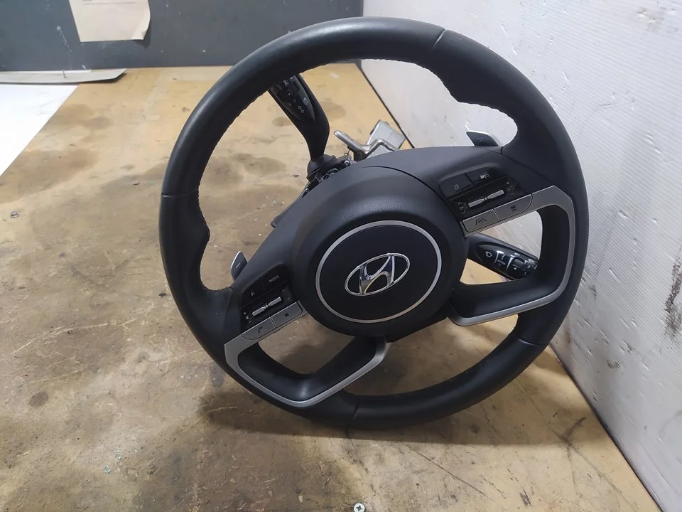 Foto de VOLANTE HYUNDAI TUCSON (NX) híbrido-suave 100 kW (1.6 Ltr. - 100 kW CRDi) (136 CV / 100 KW) referencia 96720D7220