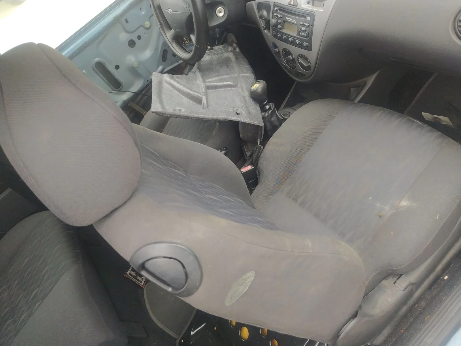 Foto de AIRBAG LATERAL DERECHO FORD FOCUS BERLINA (CAK) 1.8 TDDI Turbodiesel CAT (90 CV / 66 KW) referencia 1209665