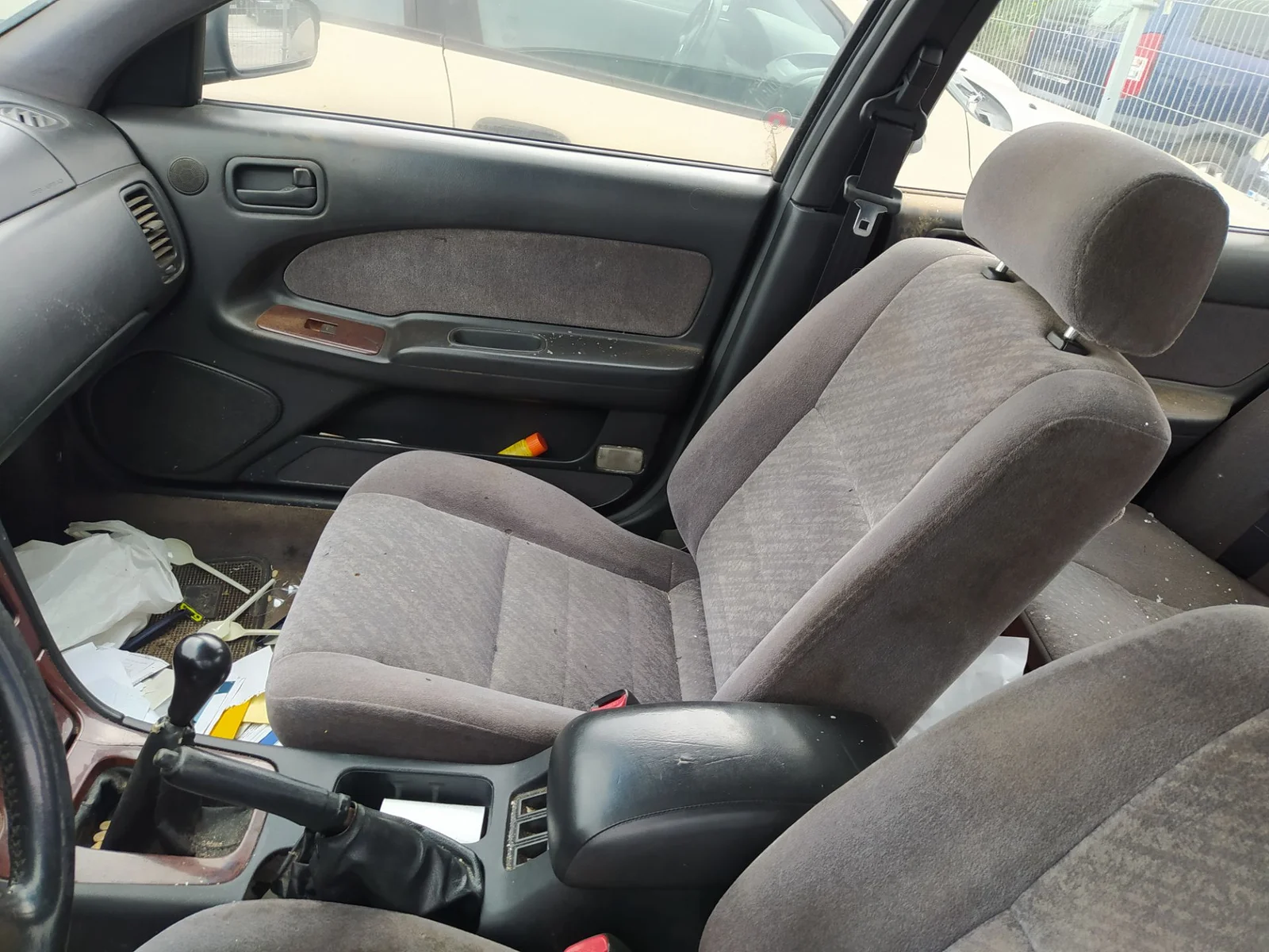 Foto de CINTURON SEGURIDAD DELANTERO DERECHO NISSAN MAXIMA QX (A32) 2.0 V6 24V CAT (140 CV / 103 KW)