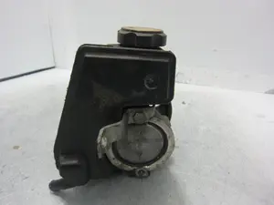 Foto de BOMBA DIRECCION PEUGEOT PARTNER (S1)(07.1996) referencia 9638668180 foto 4
