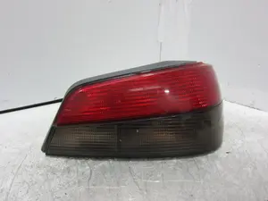 Foto de PILOTO TRASERO DERECHO PEUGEOT 306 CABRIOLET (S1)(01.1994) referencia 2321D foto 1