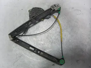 Foto de ELEVALUNAS DELANTERO IZQUIERDO BMW SERIE 3 BERLINA (E46) 1.9 CAT (118 CV / 87 KW) referencia 51337020659 foto 7