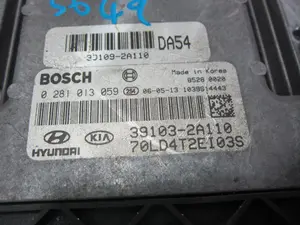 Foto de CENTRALITA MOTOR UCE KIA CERATO (LD) 1.6 CAT (105 CV / 77 KW) referencia 391032A110 foto 4