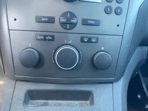 Foto de MANDO CALEFACCION / AIRE ACONDICIONADO OPEL ZAFIRA B 1.9 CDTI (120 CV / 88 KW) referencia 13250616