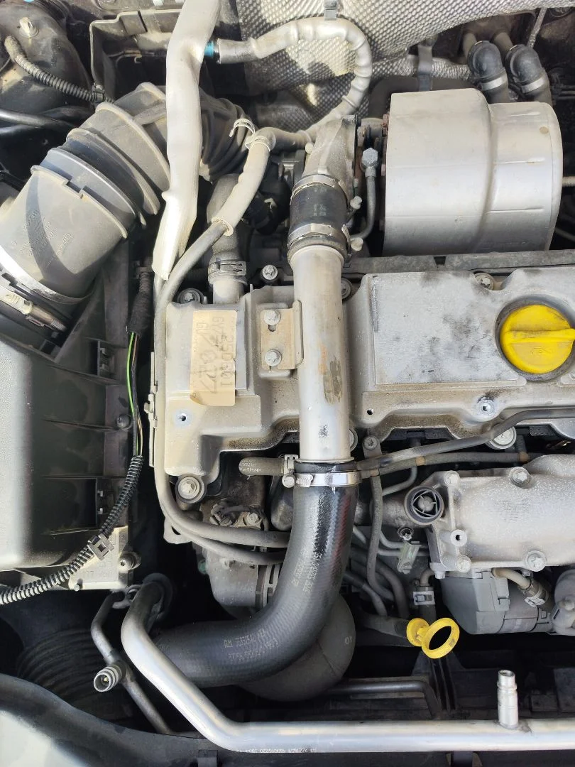Foto de TUBO OPEL VECTRA C BERLINA 2.2 16V DTI CAT (Y 22 DTR / L50) (125 CV / 92 KW)