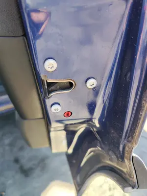Foto de CERRADURA PUERTA TRASERA DERECHA OPEL ZAFIRA A 1.6 16V (101 CV / 74 KW) referencia 24414134
