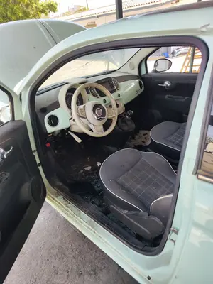 Foto de GOMAS CONTORNO PUERTA FIAT 500 (150) BERLINA 1.2 CAT (69 CV / 51 KW)