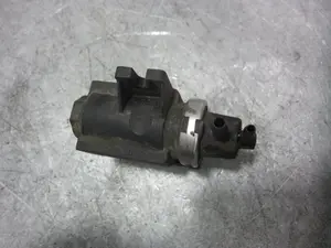 Foto de VALVULA AIRE ADICIONAL AUDI A4 AVANT (8E) referencia 8E0906628B foto 2