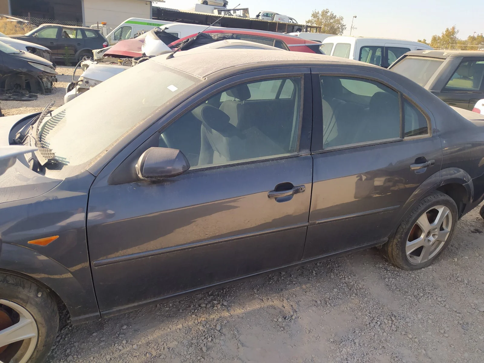 Foto de PUERTA TRASERA IZQUIERDA FORD MONDEO BERLINA (GE) 2.0 TDCi CAT (131 CV / 96 KW) referencia 1446442
