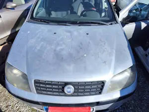 Foto de CAPO FIAT II PUNTO (188) BERLINA 1.3 JTD CAT (69 CV / 51 KW) foto 2