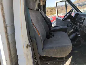 Foto de ASIENTO DELANTERO DERECHO FORD TRANSIT FURGÓN (CY/DY)(1986) 2.5 Diesel (80 CV / 59 KW) foto 3
