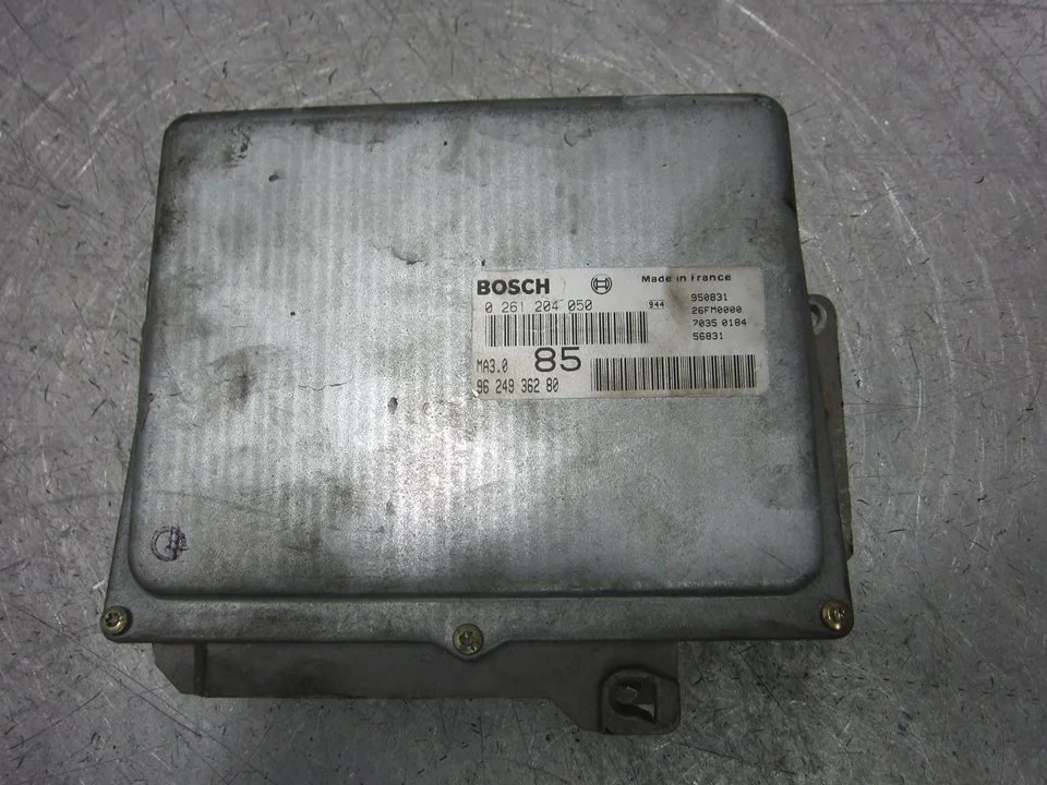 Foto de CENTRALITA MOTOR UCE PEUGEOT 106 (S1)(08.1991) 1.0 (45 CV / 33 KW) referencia 9624936280