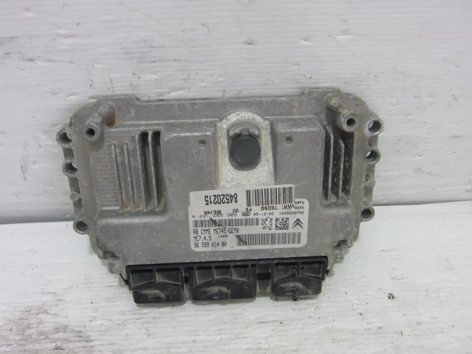 Foto de CENTRALITA MOTOR UCE PEUGEOT 307 CC CABRIO-COUPÉ (S2) referencia 9659901480
