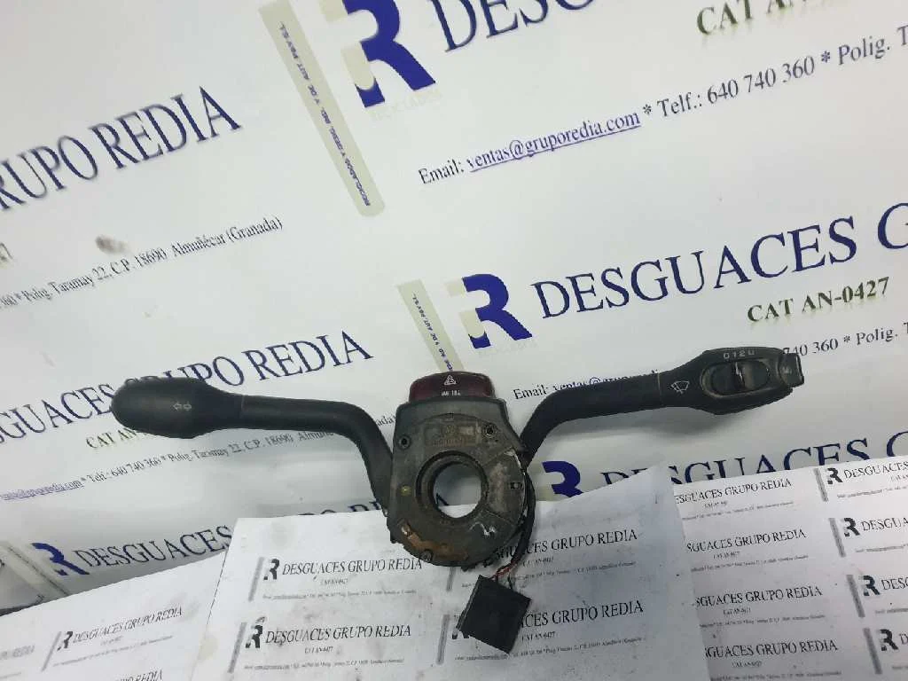 Foto de MANDO LUCES VOLKSWAGEN GOLF III (1H1)(11.1991) referencia QB91