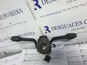 Foto de MANDO LUCES VOLKSWAGEN GOLF III (1H1)(11.1991) referencia QB91