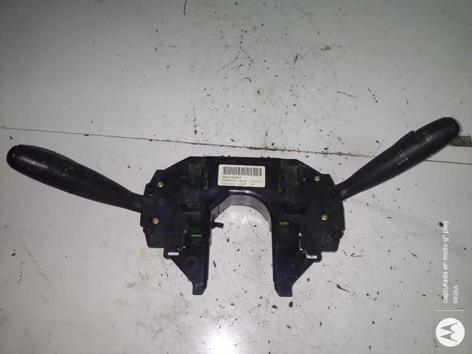 Foto de MANDO MULTIFUNCION CITROEN C4 BERLINA 1.6 16V HDi (90 CV / 66 KW) referencia 96621668XT