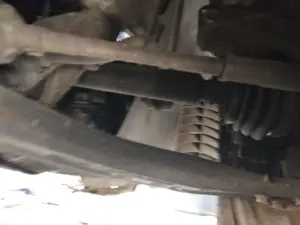 Foto de BRAZO SUSPENSION DELANTERO IZQUIERDO SEAT CORDOBA BERLINA (6L2) 1.9 SDI (64 CV / 47 KW)