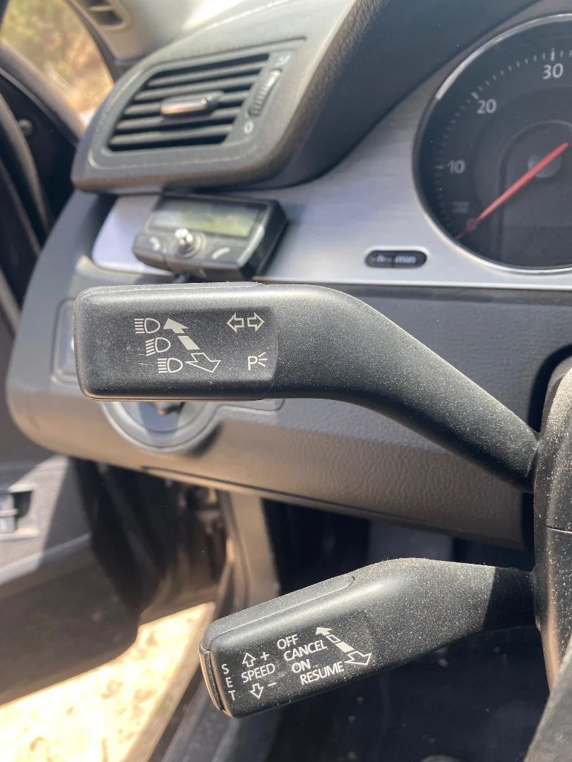 Foto de MANDO INTERMITENTES VOLKSWAGEN PASSAT VARIANT (3C5) 2.0 TDI DPF (170 CV / 125 KW)