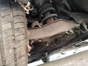 Foto de BRAZO SUSPENSION TRASERO IZQUIERDO MAZDA 6 BERLINA (GH) 2.2 Turbodiesel CAT (163 CV / 120 KW)