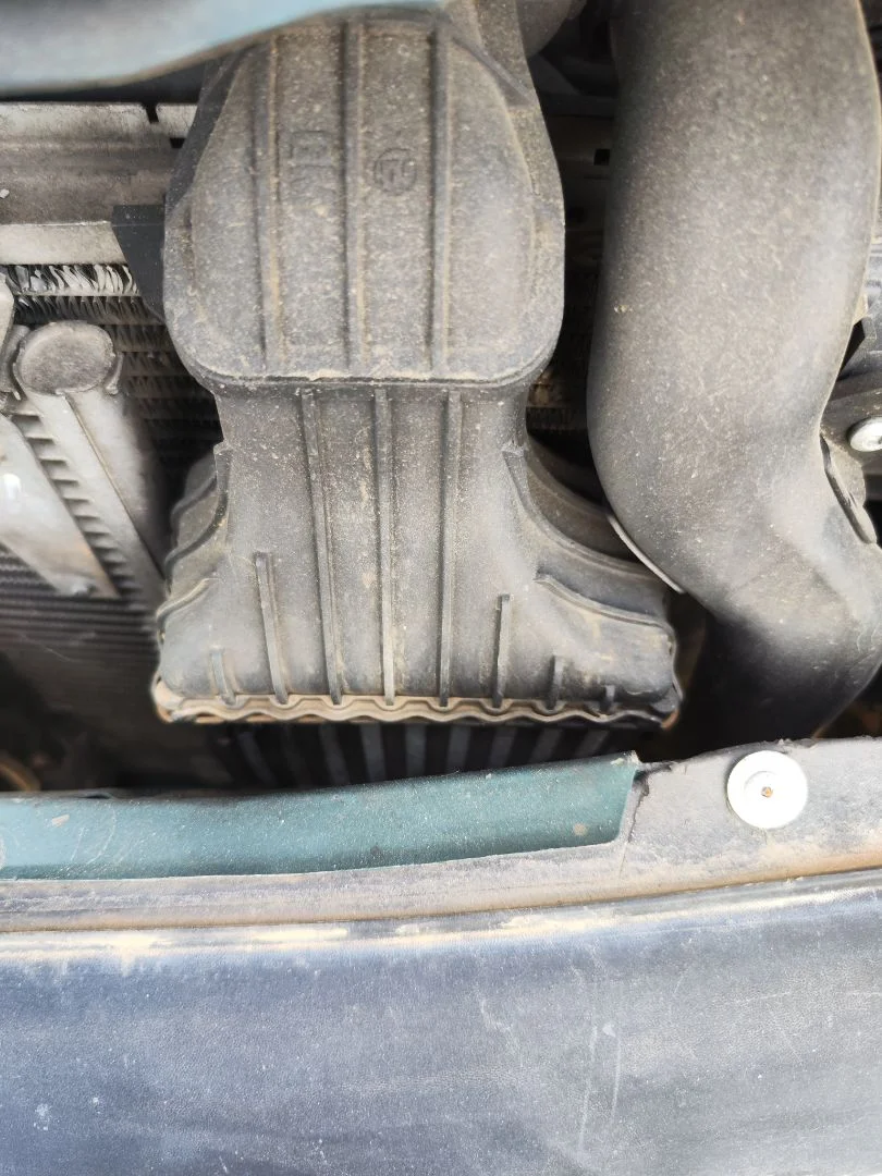 Foto de INTERCOOLER OPEL ZAFIRA A 2.0 DTI (101 CV / 74 KW) referencia 95512979