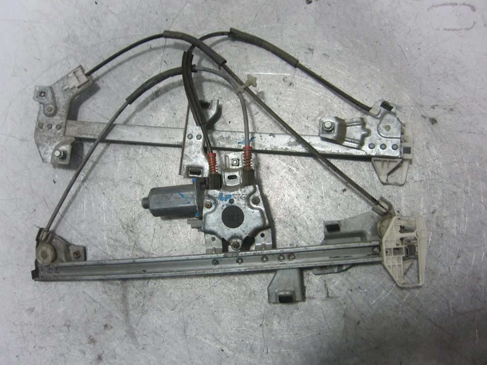 Foto de ELEVALUNAS DELANTERO DERECHO CITROEN BERLINGO referencia 0130821762