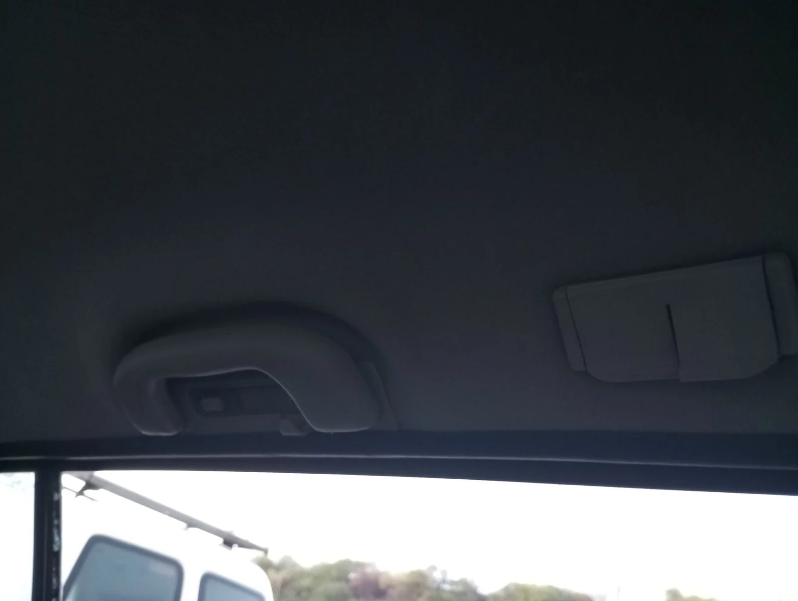 Foto de ASIDERO TECHO TRASERO IZQUIERDO OPEL ZAFIRA A 2.0 DTI (101 CV / 74 KW)