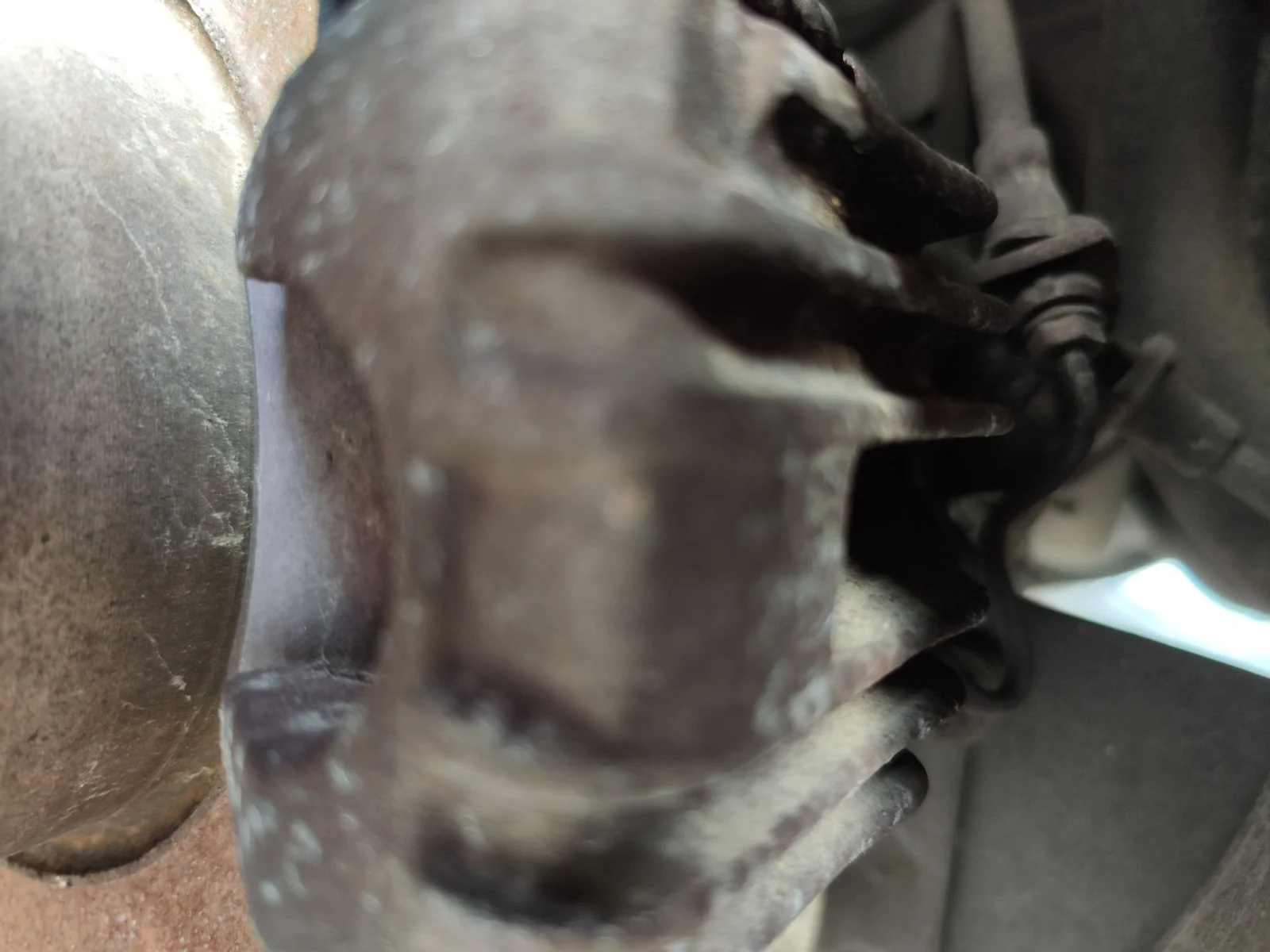 Foto de PINZA DE FRENO TRASERA DERECHA AUDI A3 SPORTBACK (8PA) 2.0 TDI (140 CV / 103 KW)