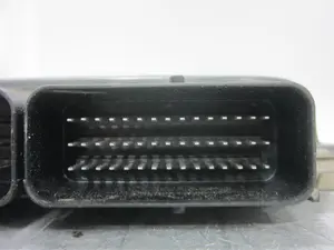 Foto de CENTRALITA MOTOR UCE RENAULT CLIO II FASE II (B/CB0) 1.2 (58 CV / 43 KW) referencia 8200162378 foto 4