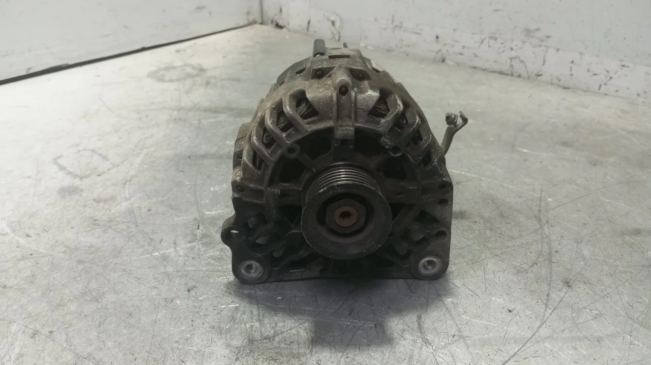 Foto de ALTERNADOR SKODA FABIA (5J2) 1.2 (60 CV / 44 KW) referencia 3D903025H