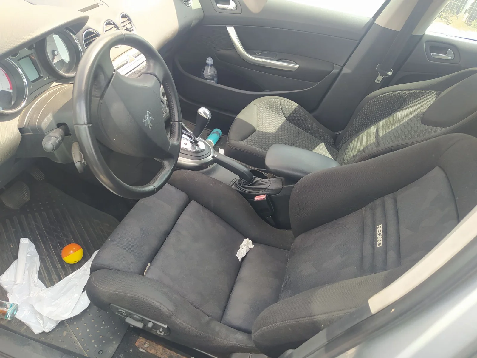 Foto de CINTURON SEGURIDAD DELANTERO IZQUIERDO PEUGEOT 308 SW 2.0 16V HDi FAP CAT (RHR / DW10BTED4) (136 CV / 100 KW) referencia 8975K6
