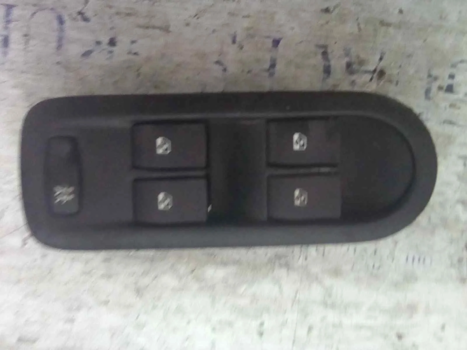 Foto de MANDO ELEVALUNAS DELANTERO IZQUIERDO RENAULT SCENIC II (JM) referencia 156018070D