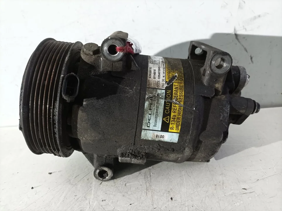Foto de COMPRESOR AIRE ACONDICIONADO RENAULT MEGANE II BERLINA 5P referencia 8200309193