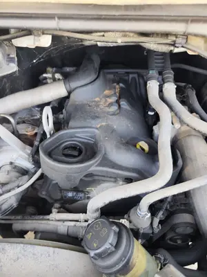 Foto de MOTOR COMPLETO FORD TRANSIT CHASIS CABINA (TTG) 2.0 TDCi CAT (170 CV / 125 KW) referencia YNR6