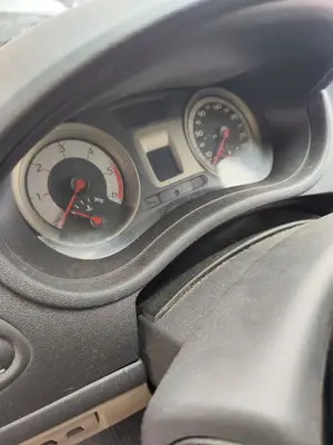 Foto de CUADRO INSTRUMENTOS RENAULT CLIO III 1.5 dCi Diesel CAT (86 CV / 63 KW)