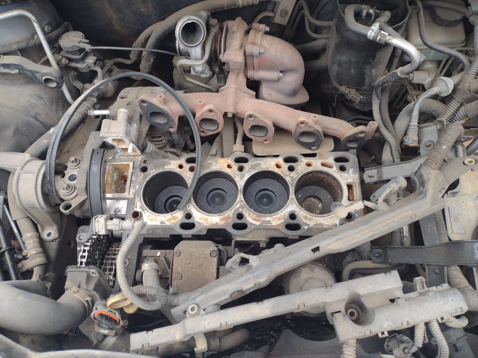 Foto de DESPIECE MOTOR OPEL ZAFIRA A 2.0 DTI (101 CV / 74 KW)
