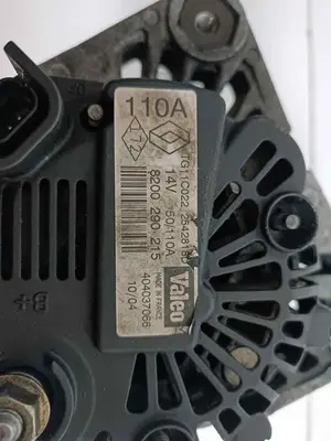 Foto de ALTERNADOR RENAULT MEGANE II BERLINA 3P referencia 8200290215 foto 3
