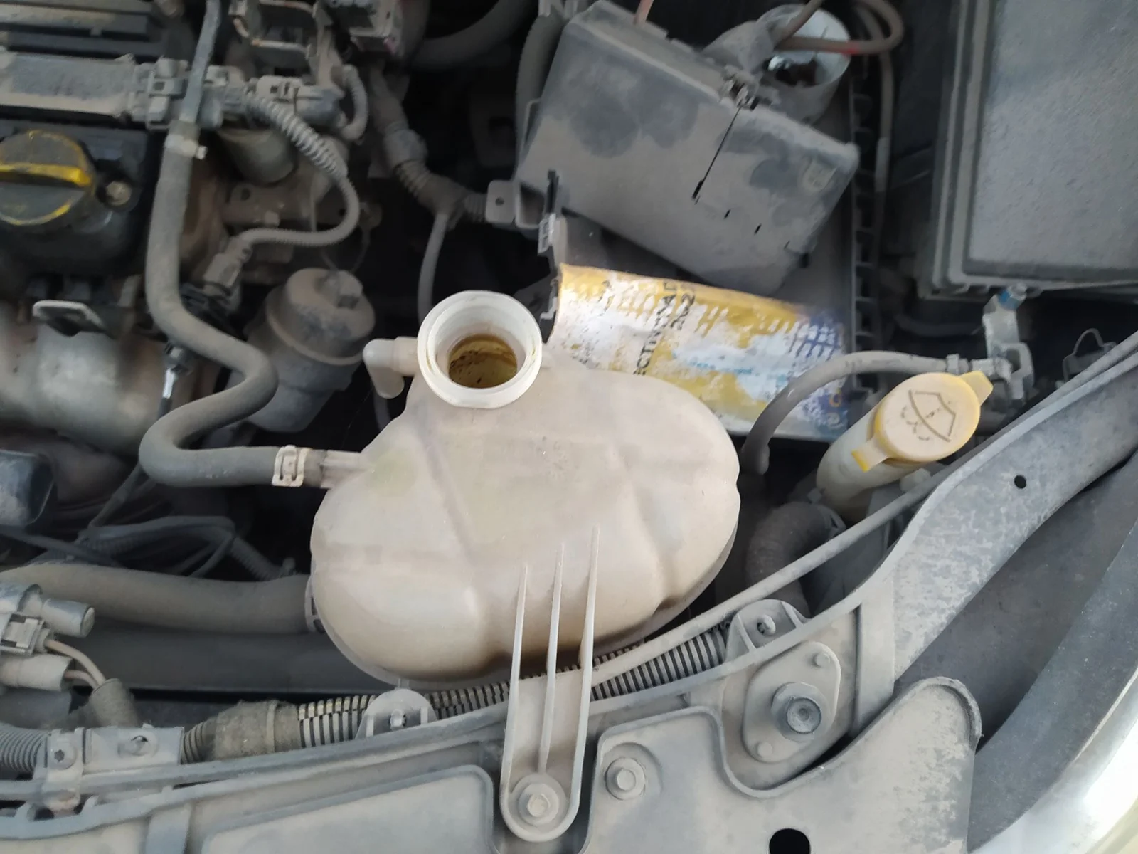 Foto de DEPOSITO EXPANSION OPEL CORSA D 1.2 16V CAT (Z 12 XEP / LB4) (80 CV / 59 KW) referencia 1682640780